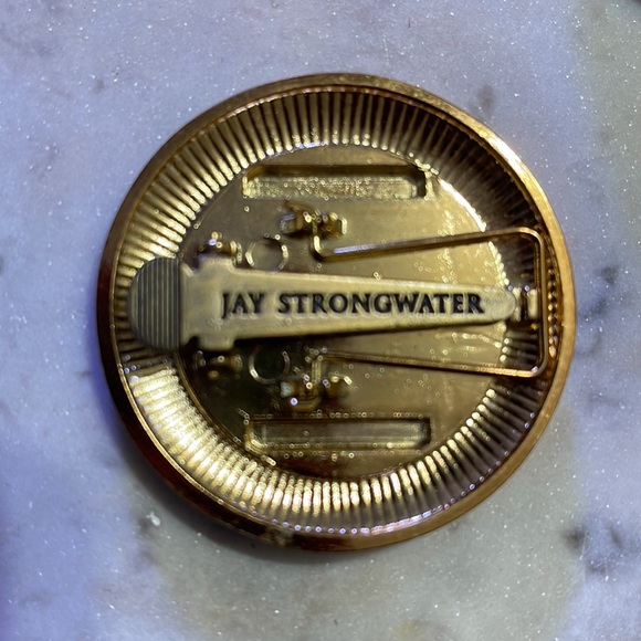 Jay Strongwater scarf clip and photo holder. Original owner and never used. - Picture 3 of 5